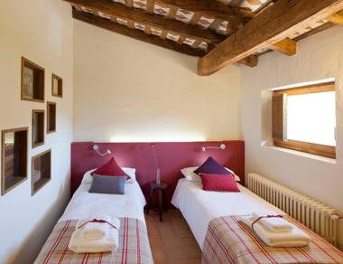 B&B La Rectoria de Sant Miquel de Pineda