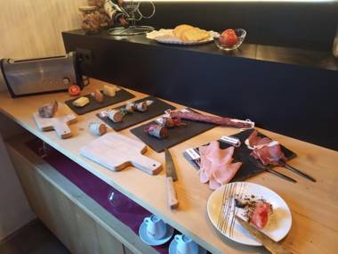 CAN MENCIÓ - Plaça Major