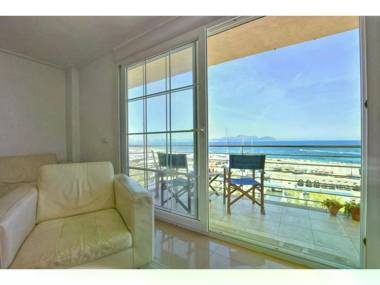 Modern apartment in Can Picafort nice view of the harbor 50 m from the beach