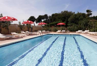 Typic Sandic Apartments