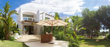 Destino Pacha Ibiza - Entrance to Pacha Club Included