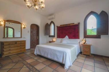 3 bedrooms villa with private pool furnished garden and wifi at Santa Eularia des Riu