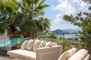 Ubér Luxury Sea-View 6/7 Bedroom & 8 Bathroom