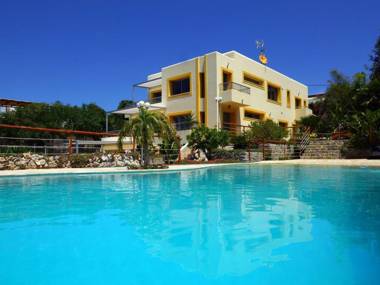 Spacious modern villa with beautiful waterfall in Talamanca near Ibiza town!