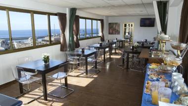 Hotel Adonis Capital