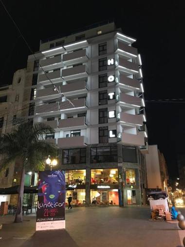 Hotel Adonis Capital