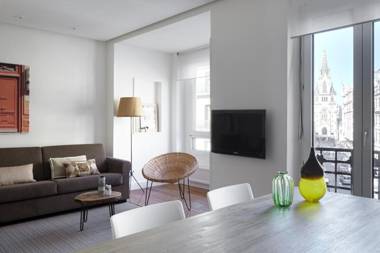 Mirakruz H Apartment by FeelFree Rentals