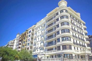 Belle Epoque on the Seafront