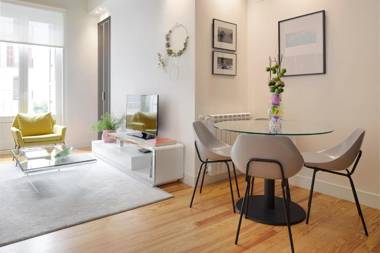 Urbieta 2 Apartment by FeelFree Rentals