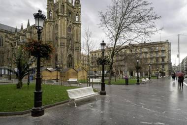 Always Easy I Catedral