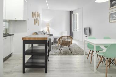 Always Easy I Arroka