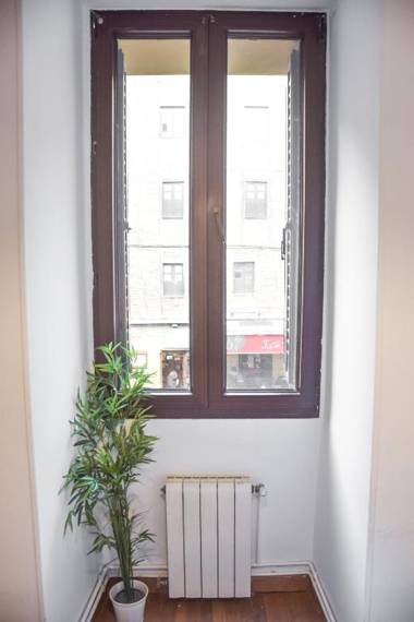 San Sebastian´s most historic street! Modern stay