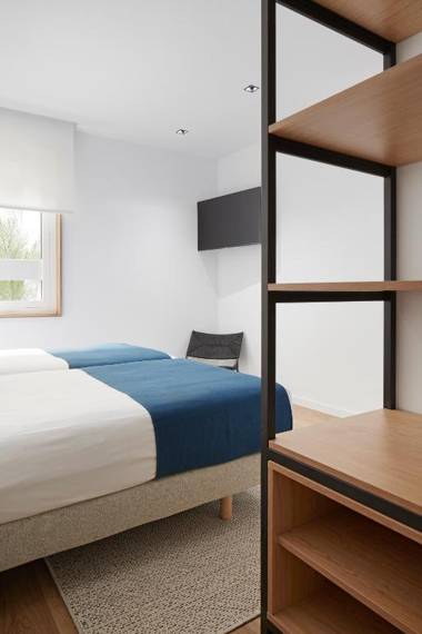 Jai Alai 54 by FeelFree Rentals