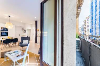 ARRASATE SUITE APARTMENT