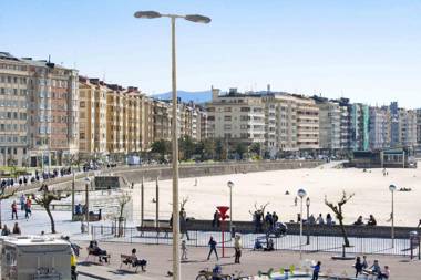 The Rentals Collection - Monpas