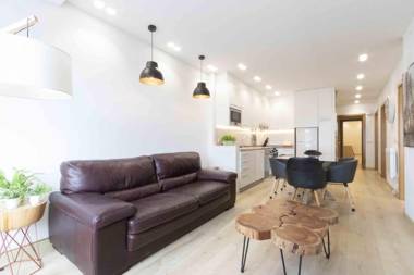 The Rentals Collection - Monpas