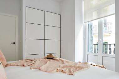 Mayor Suite 1 by FeelFree Rentals