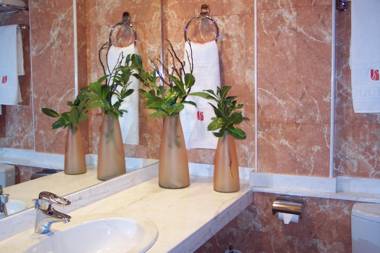 Hotel Sant Quirze De Besora