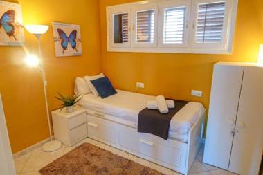 Palma Fiesta Apartment by Hello Homes Sitges