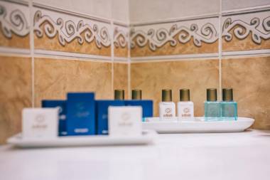 Grand Muthu Golf Plaza Hotel