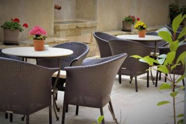 EL DUENDE DEL CHAFARIL