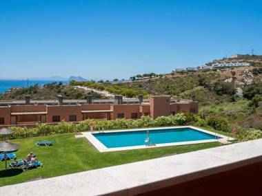 2055-Superb 2bedrooms apt Gibraltar and sea view