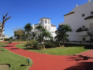 2155-Nice groundfloor with pool view