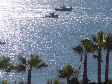 2173-Superb apt with amazing seaview