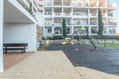 2187-Lovely 2bedrooms with pool and playground