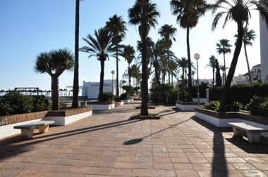 2201-Lovely 2 bedrooms with terrace and pool