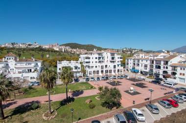 2233-Lovely 2 bedrooms on the beach pool and port