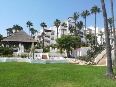 2274-Groundfloor with pool