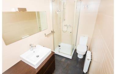 HomeHolidaysRentals Adonis