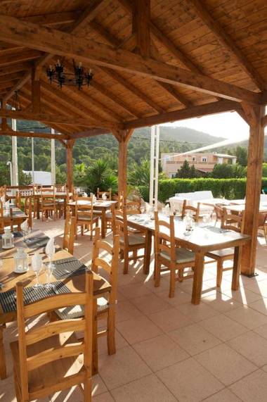 Apartamentos Blanco Sol