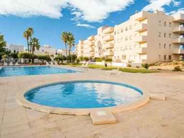 Pretty Holiday Home in Sant Josep de Sa Talaia near Sea