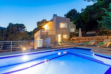 Villa in Ibiza Town sleeps 6 - Can Damia