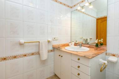 Villa in Ibiza Town sleeps 6 - Can Damia