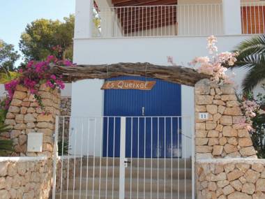 Warm Holiday Home in Cala Vadella with Private Pool