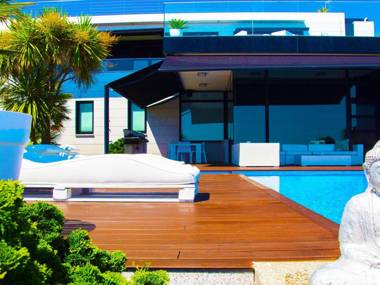 Posh Villa with Pool Garden Ocean Views in Sansenxo