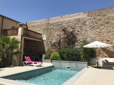 Beautiful authentic house with large patio and swimming pool near the beach