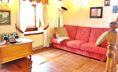 2 bedrooms house with shared pool and wifi at San Cristobal de La Laguna