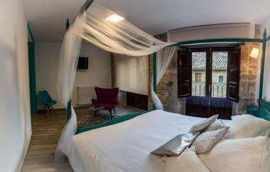 La Casona de Alútiz & Bodega