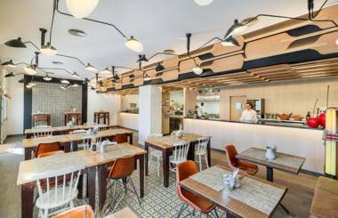 H10 Mediterranean Village