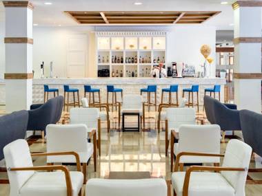 H10 Mediterranean Village