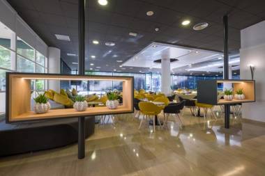 Hotel California Palace