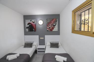 DIFFERENTFLATS Argenta