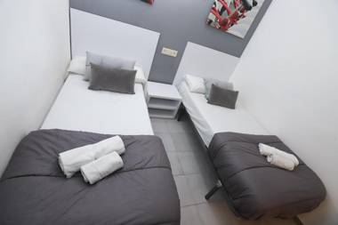 DIFFERENTFLATS Argenta