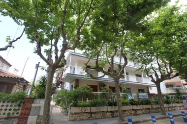 COSTA DAURADA APARTAMENTS - Costa Azul Luxe