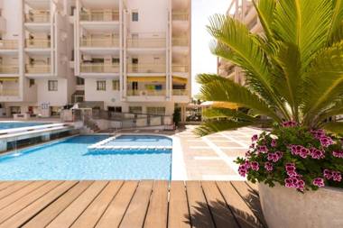 Estudio a 100 metros de la playa