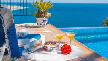 Villa Paraiso Azul Salobrena by Ruralidays